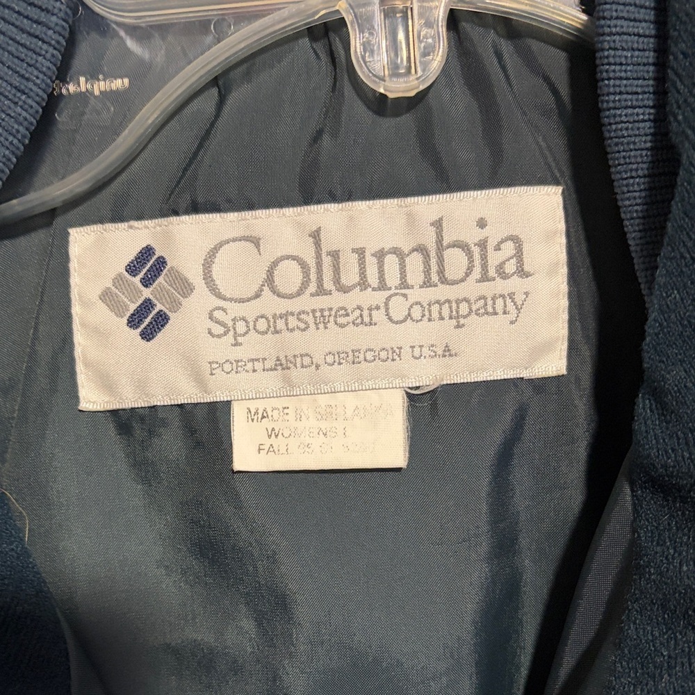 Columbia Women's Deep Burgundy and Forest Green Ski Jacket - Picture 2 of 13